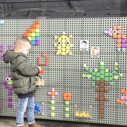 MASTERKIDZ Zestaw Kołeczki w kształcie figur geometrycznych 64szt do tablic STEM