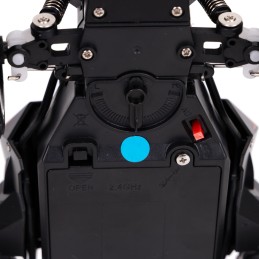 Samochód zdalnie sterowany terenowy auto RC skala 1:18 napęd na tył akumulator 3.7V 500mAh